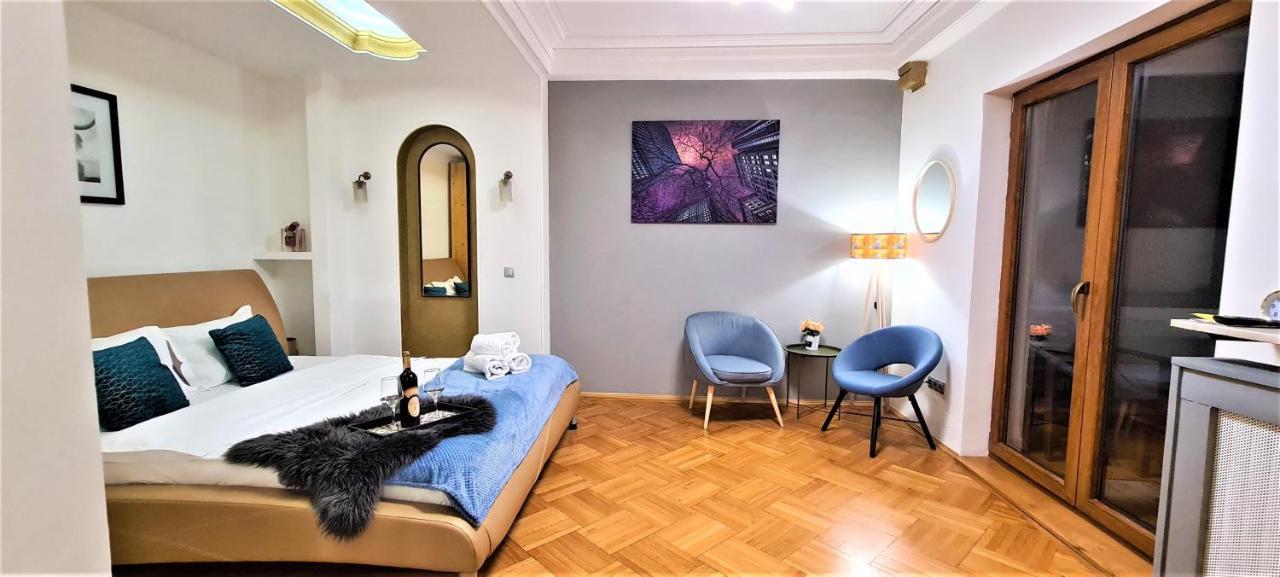 Central Arghezi Art Deco Apartment Piata Universitatii Bucharest Luaran gambar