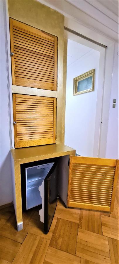Central Arghezi Art Deco Apartment Piata Universitatii Bucharest Luaran gambar